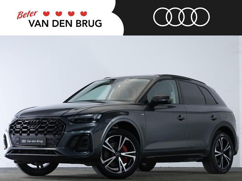 Grijs Occasion 2022 Audi Q5 Competition SUV | € 42.900 (Eerlijke prijs) - Afbeelding 1/4