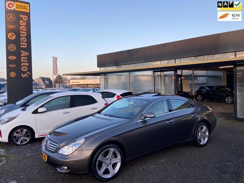 Grijs Gebruikt 2006 Mercedes CLS500 Sedan | € 16.499 - Afbeelding 1/4