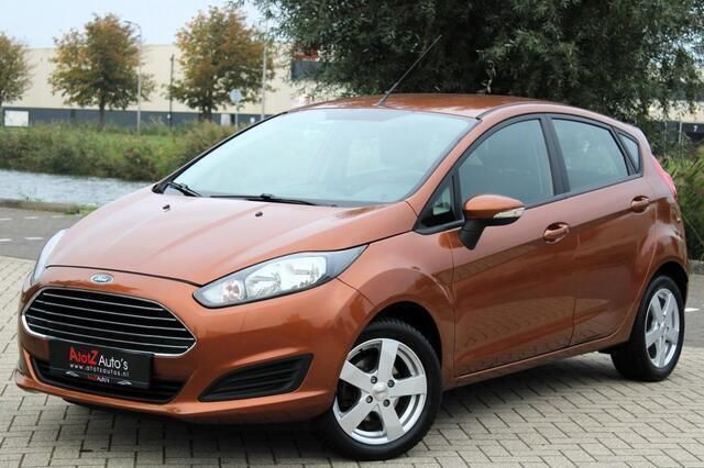 Bruin Gebruikt 2013 Ford Fiesta Style Hatchback | € 6.999 (Eerlijke prijs) - Afbeelding 1/4