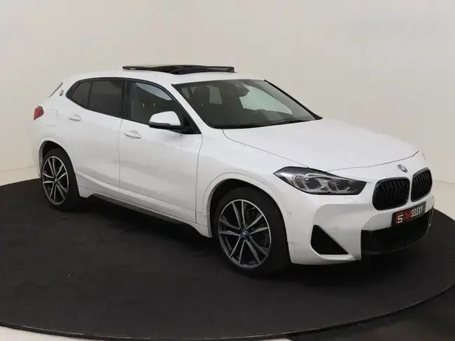Wit Gebruikt 2023 BMW X2 Executive SUV | € 42.990 (Duur) - Afbeelding 1/4