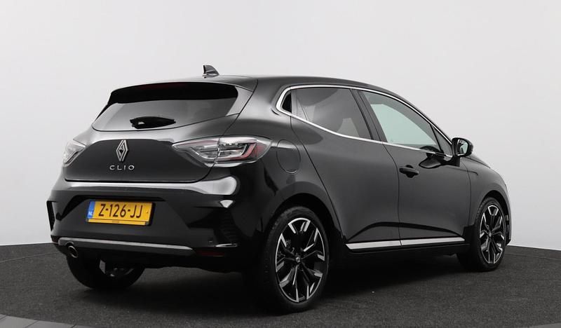 Occasion Renault Clio V Techno 2024 Zwart Hatchback