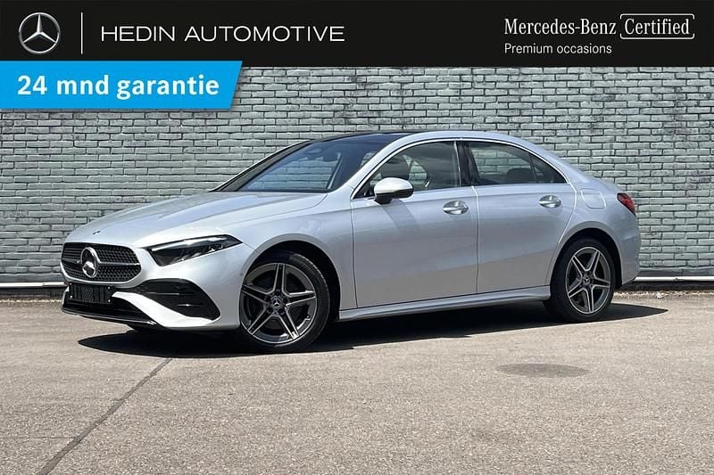 Zilver Gebruikt 2024 Mercedes A250 Advanced Plus Hatchback | € 37.900 (Eerlijke prijs) - Afbeelding 1/4