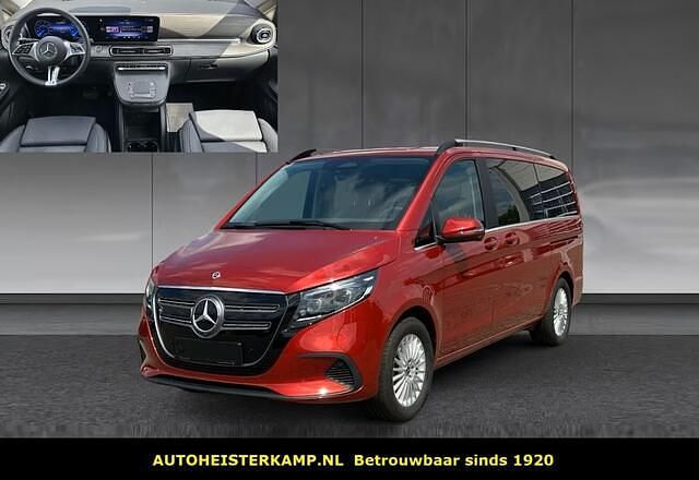 Rood Gebruikt 2024 Mercedes EQV300 Avantgarde Van | € 49.900 (Goede deal) - Afbeelding 1/4