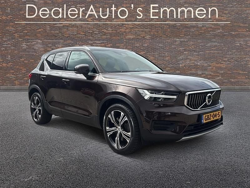 Bruin Gebruikt 2020 Volvo XC40 SUV | € 28.993 (Super prijs) - Afbeelding 1/4