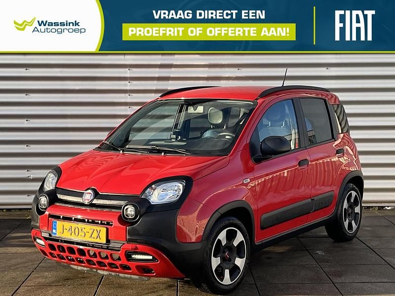 Occasion Fiat Panda Cross Cross 69 PK (50 kW) 2020 Rood Hatchback