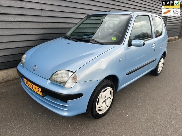Blauw Gebruikt 2003 Fiat Seicento Active Hatchback | € 1.095 (Eerlijke prijs) - Afbeelding 1/4
