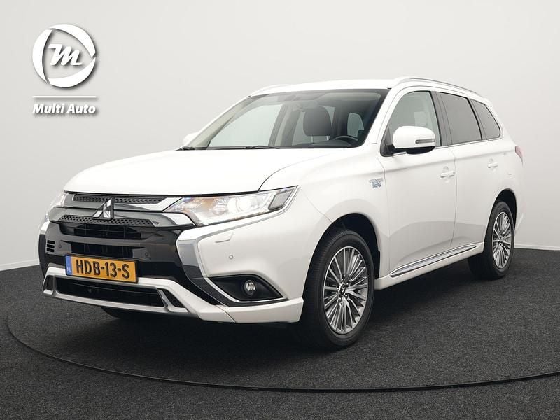 Wit Gebruikt 2021 Mitsubishi Outlander Intense SUV | € 25.940 (Goede deal) - Afbeelding 1/4