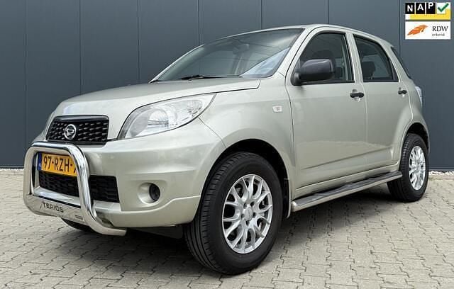 Beige Gebruikt 2011 Daihatsu Terios SUV | € 7.995 (Eerlijke prijs) - Afbeelding 1/4