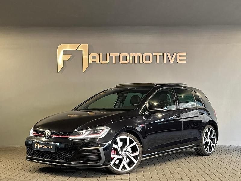Zwart Occasion 2018 VW Golf VII GTI Hatchback | € 23.990 (Super prijs) - Afbeelding 1/3