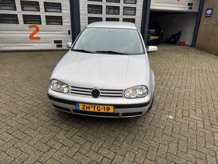 Gebruikt 1999 VW Golf IV Comfortline | € 2.550 (Goede deal) - Afbeelding 1/4