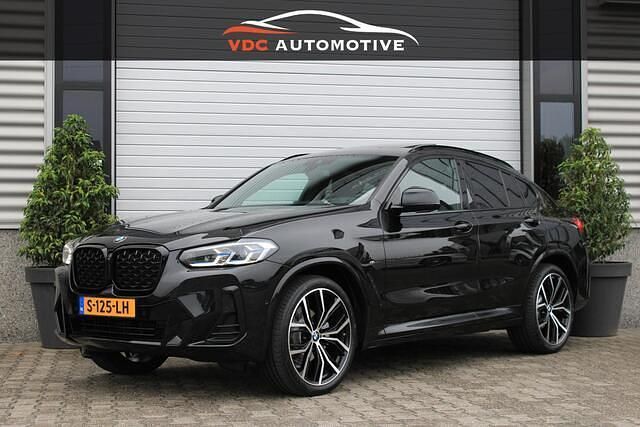 Zwart Gebruikt 2022 BMW X4 Comfort Edition SUV | € 48.950 (Eerlijke prijs) - Afbeelding 1/4