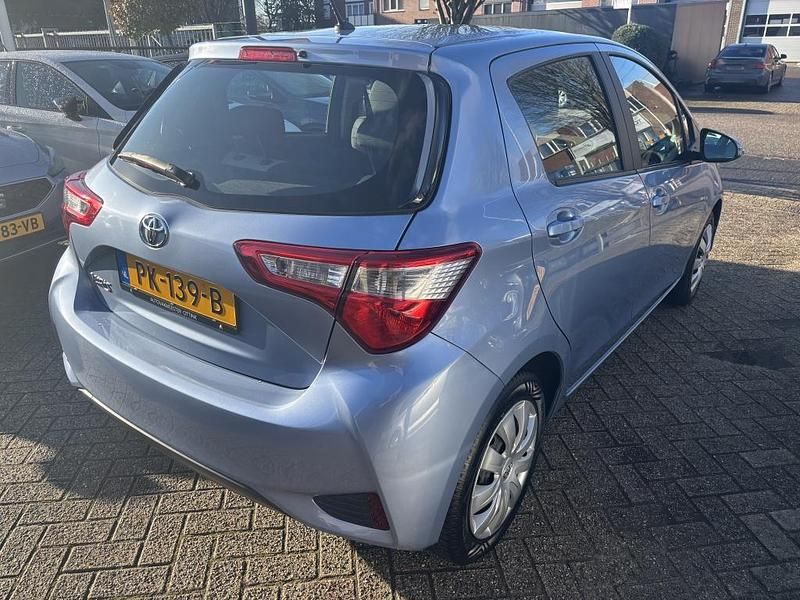 Occasion Toyota Yaris Comfort 112 PK (82 kW) 2017 Blauw Hatchback