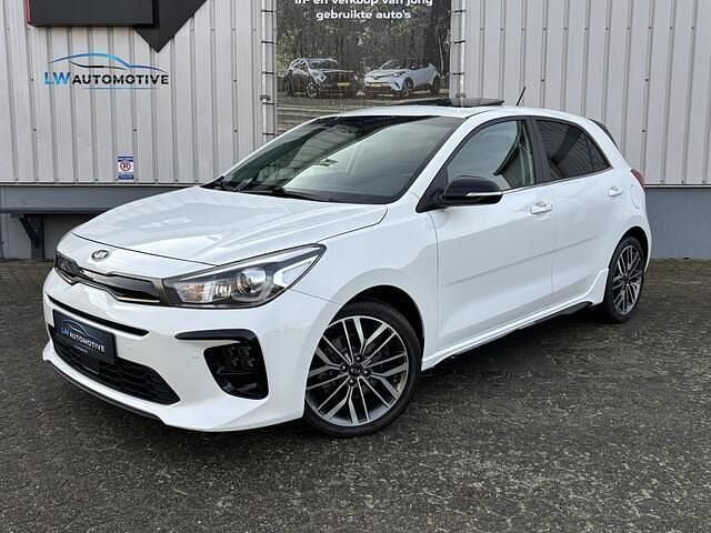 Wit Occasion 2019 Kia Rio GT-Line Hatchback | € 14.995 (Eerlijke prijs) - Afbeelding 1/4