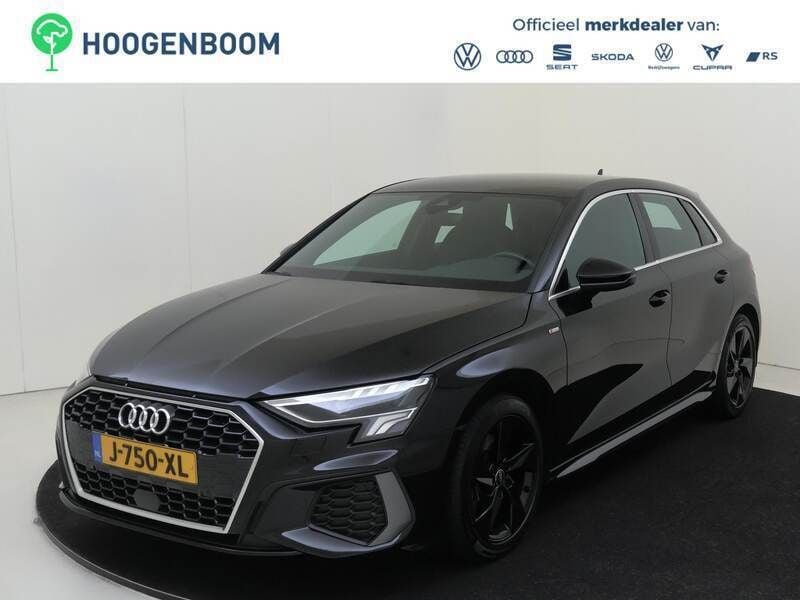 Zwart Gebruikt 2020 Audi A3 Sportback S-Line Hatchback | € 24.750 (Goede deal) - Afbeelding 1/4