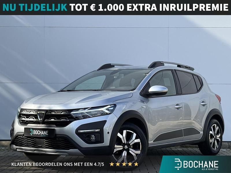 Grijs Gebruikt 2021 Dacia Sandero Comfort Hatchback | € 15.040 (Eerlijke prijs) - Afbeelding 1/4