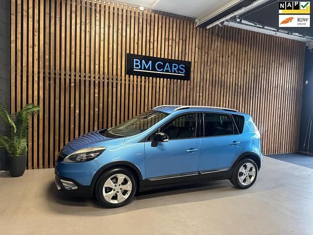 Blauw Gebruikt 2014 Renault Scénic III Bose Edition MPV | € 4.995 (Goede deal) - Afbeelding 1/4