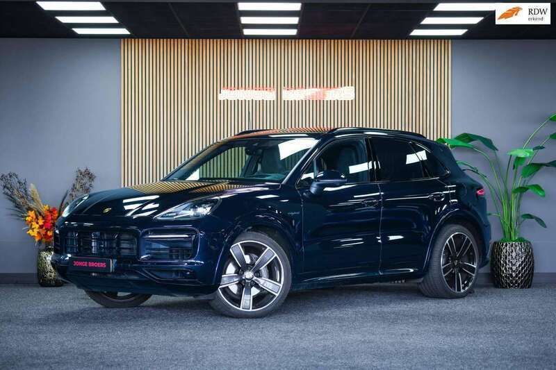 Blauw Gebruikt 2023 Porsche Cayenne Platinum Edition SUV | € 84.950 (Super prijs) - Afbeelding 1/4