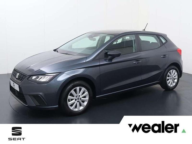 Grijs, metallic lak Occasion 2024 Seat Ibiza Style Hatchback | € 15.940 (Goede deal) - Afbeelding 1/4