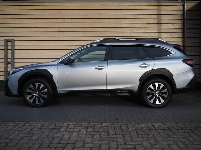Occasion Subaru Outback Premium 169 PK (124 kW) 2023 Grijs (metallic) Stationwagen