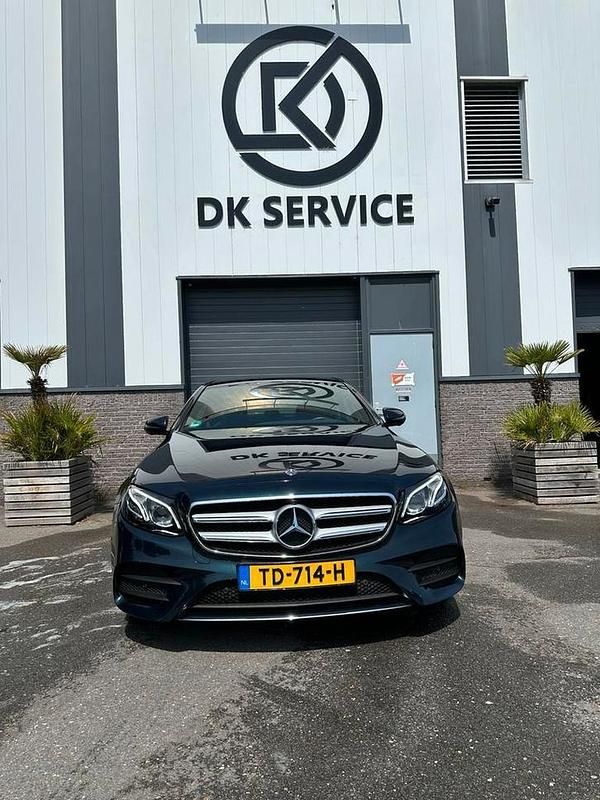 Occasion Mercedes E200 AMG line 184 PK (135 kW) 2018 Groen Sedan