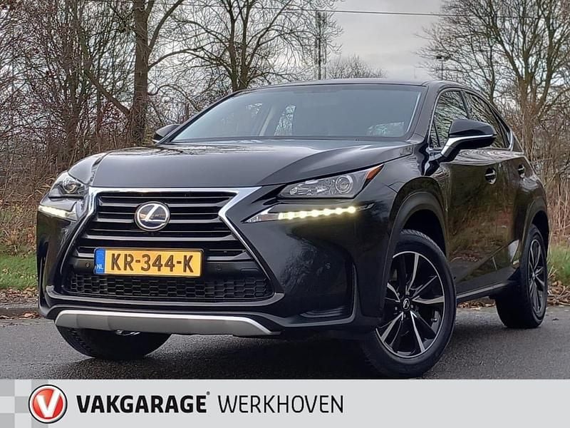Occasion Lexus NX300h 2016 Zwart (metallic) SUV