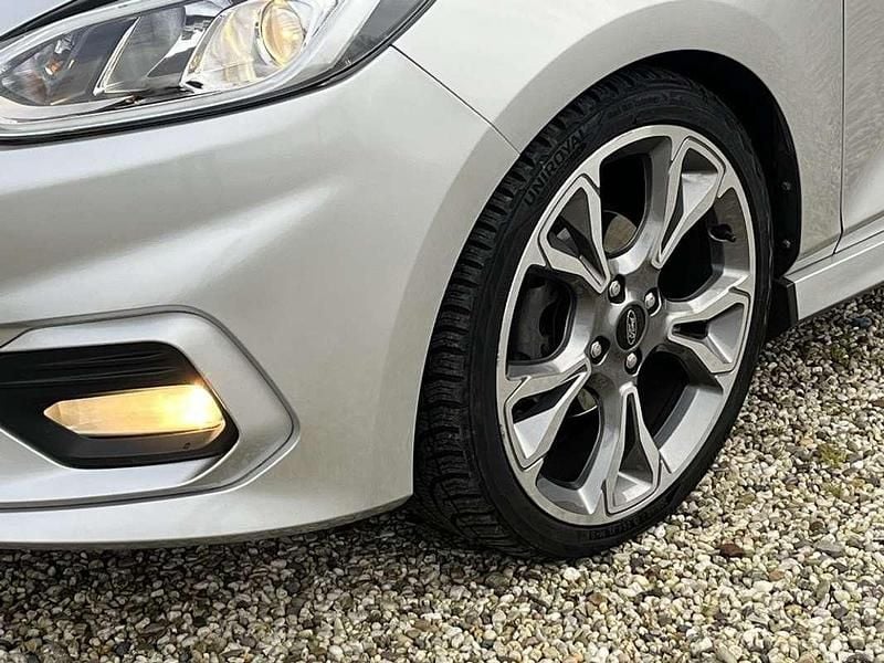 Occasion Ford Fiesta ST-Line 101 PK (74 kW) 2019 Grijs Hatchback