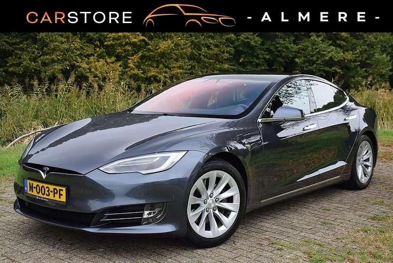 Grijs Gebruikt 2017 Tesla Model S Sedan | € 19.950 (Eerlijke prijs) - Afbeelding 1/4