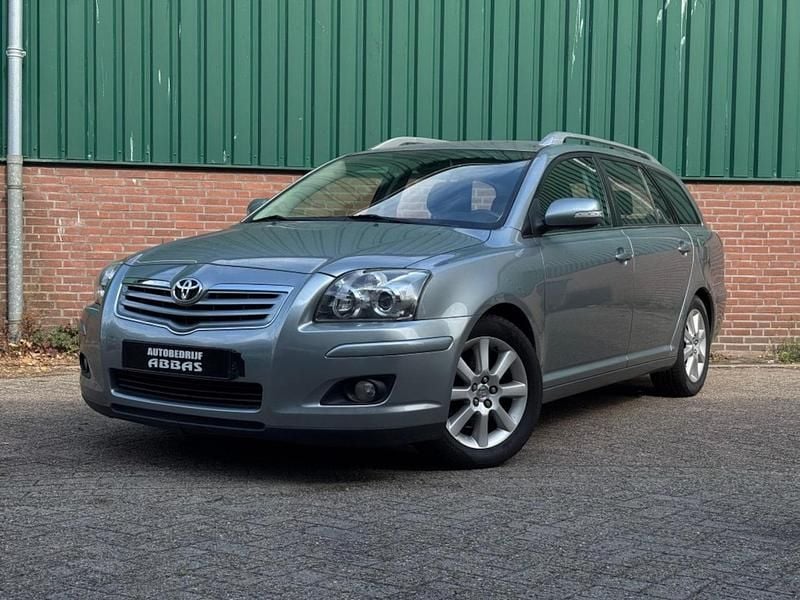 Grijs Gebruikt 2008 Toyota Avensis Luna Stationwagen | € 4.150 (Eerlijke prijs) - Afbeelding 1/4