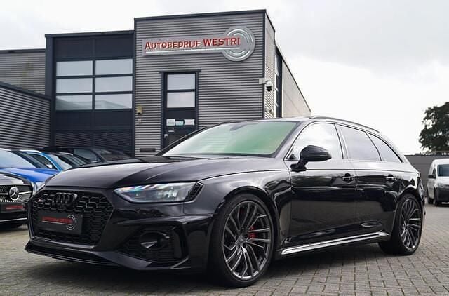 Zwart Gebruikt 2021 Audi RS4 S-Line Stationwagen | € 69.995 (Super prijs) - Afbeelding 1/4