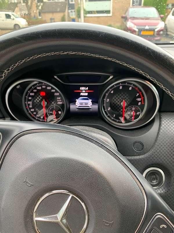 Wit Gebruikt 2016 Mercedes A180 Ambition Stationwagen | € 14.950 (Eerlijke prijs) - Afbeelding 1/4