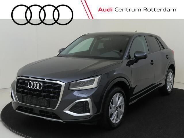 Grijs Gebruikt 2023 Audi Q2 Proline SUV | € 28.950 (Eerlijke prijs) - Afbeelding 1/4