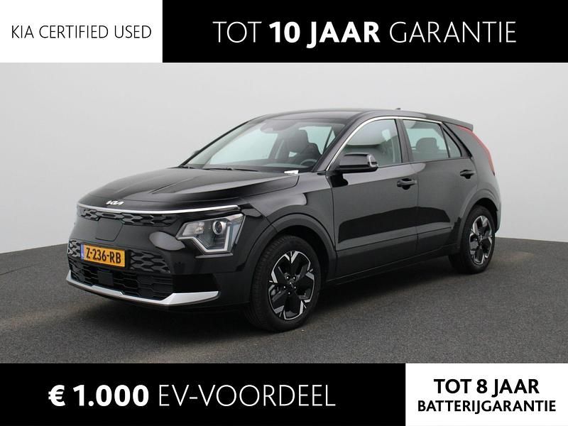Zwart, metallic lak Gebruikt 2024 Kia e-Niro Light SUV | € 30.940 (Super prijs) - Afbeelding 1/2