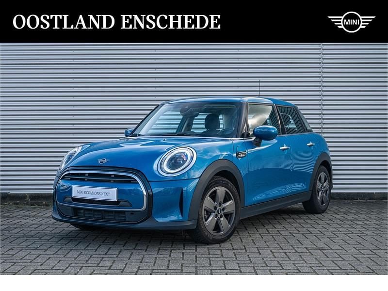 Blauw Gebruikt 2023 Mini Cooper Hatchback | € 25.450 (Eerlijke prijs) - Afbeelding 1/4