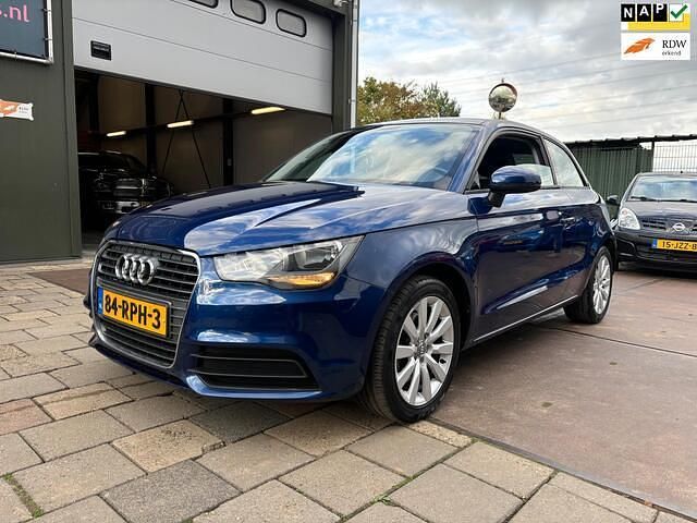 Blauw Gebruikt 2011 Audi A1 Attraction Hatchback | € 5.250 (Eerlijke prijs) - Afbeelding 1/4
