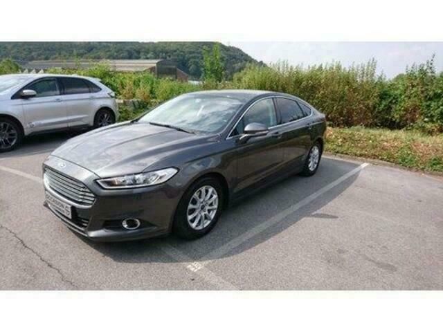 Grijs Gebruikt 2015 Ford Mondeo Business Edition Sedan | € 14.990 - Afbeelding 1/4