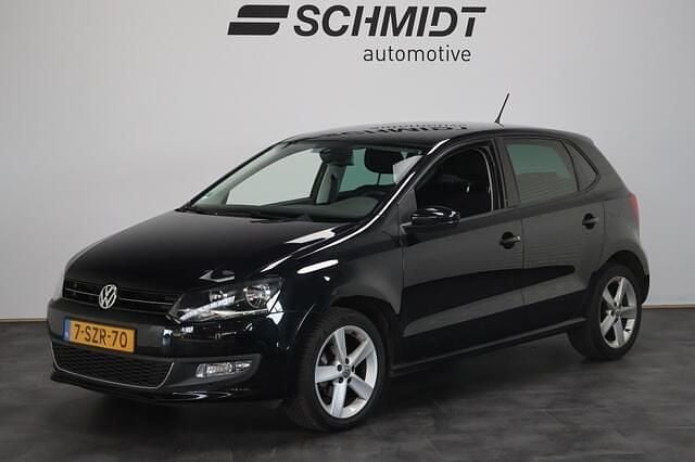 Zwart Gebruikt 2014 VW Polo Highline Hatchback | € 8.995 (Eerlijke prijs) - Afbeelding 1/4