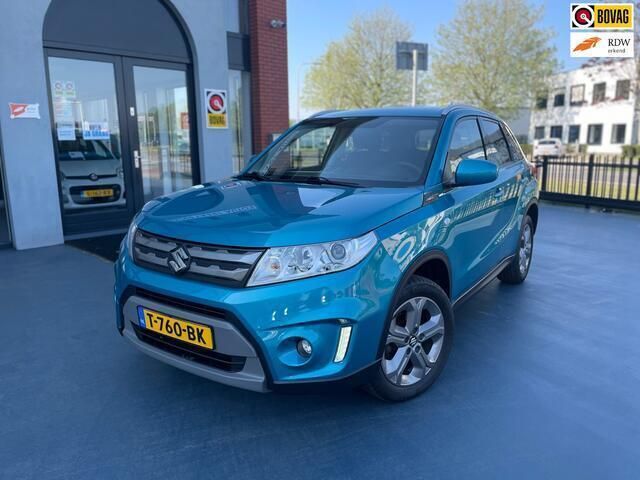 Blauw, metallic lak Gebruikt 2017 Suzuki Vitara SUV | € 17.950 (Eerlijke prijs) - Afbeelding 1/4