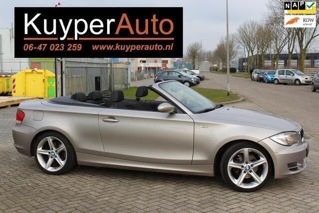 Grijs, metallic lak Gebruikt 2008 BMW 118 Cabriolet Executive Cabriolet | € 7.750 (Eerlijke prijs) - Afbeelding 1/4