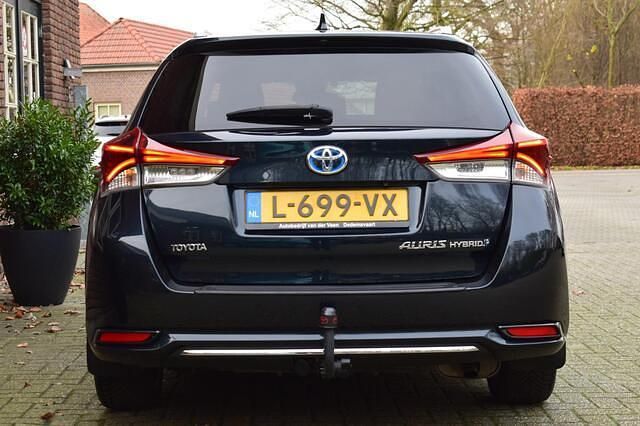 Occasion Toyota Auris Touring Sports Executive 99 PK (72 kW) 2016 Zwart Stationwagen