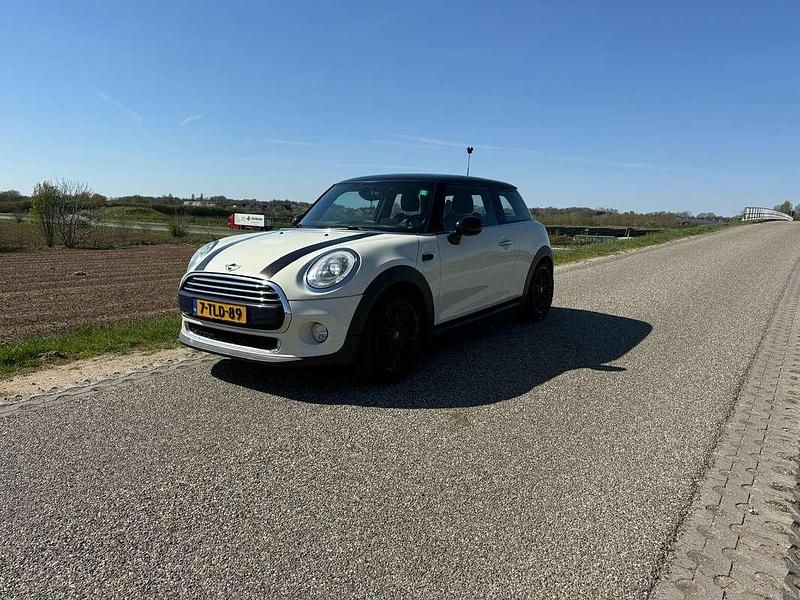 Occasion Mini Cooper D Chili 116 PK (85 kW) 2014 Wit Hatchback