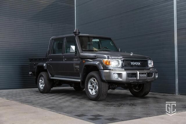 Occasion Toyota Land Cruiser 227 PK (166 kW) 2023 Grijs SUV