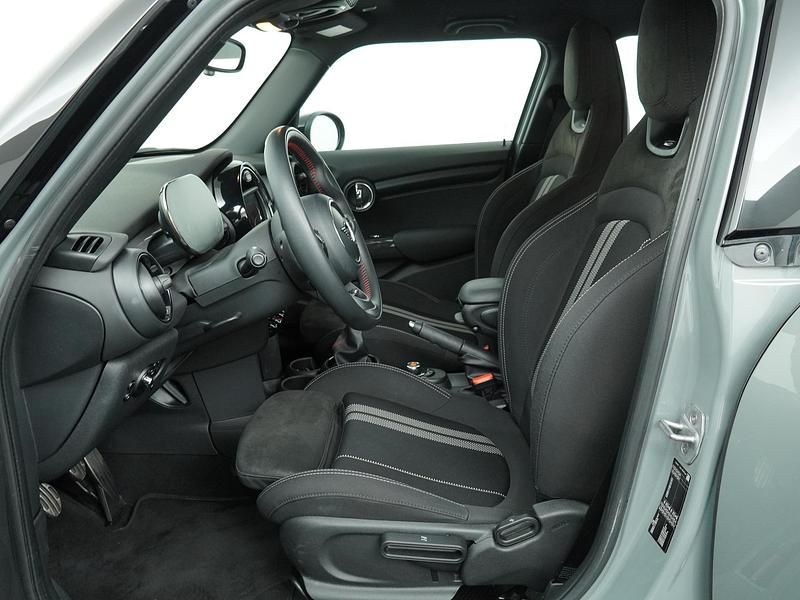 Occasion Mini Cooper Chili 136 PK (100 kW) 2020 Grijs Hatchback