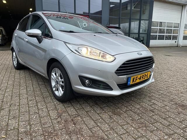 Occasion Ford Fiesta Titanium 125 PK (91 kW) 2016 Grijs Hatchback