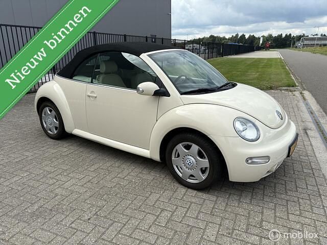 Beige Gebruikt 2004 VW Beetle Cabriolet | € 3.850 (Duur) - Afbeelding 1/4