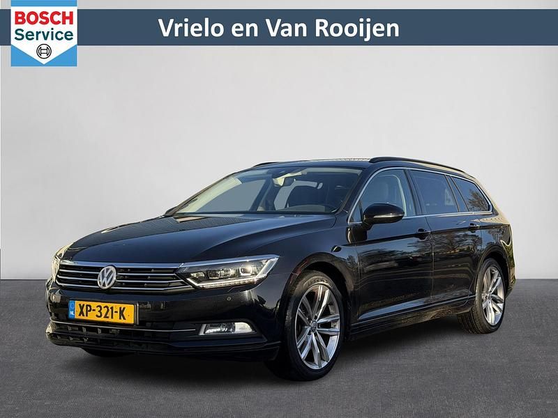 Zwart Gebruikt 2015 VW Passat Edition Stationwagen | € 12.877 (Eerlijke prijs) - Afbeelding 1/4