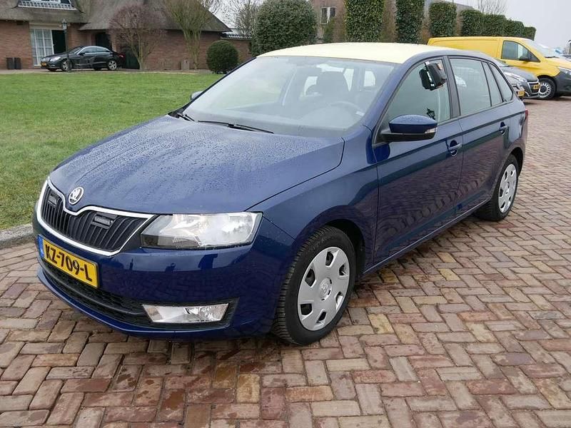 Occasion Skoda Rapid Style 90 PK (66 kW) 2017 Blauw Hatchback