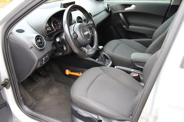 Occasion Audi A1 Sportback Attraction 86 PK (63 kW) 2012 Grijs Hatchback