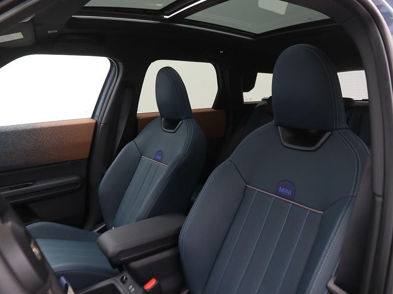 Nieuw Mini Countryman Favoured 150 kW (204 PK) 2025 Blauw SUV