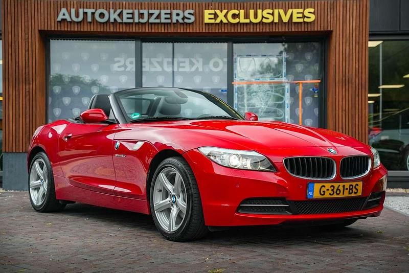 Rood Gebruikt 2012 BMW Z4 Cabriolet | € 19.900 (Eerlijke prijs) - Afbeelding 1/4