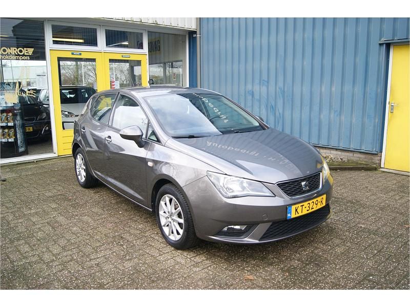 Occasion Seat Ibiza CONNECT 97 PK (71 kW) 2017 Grijs Hatchback